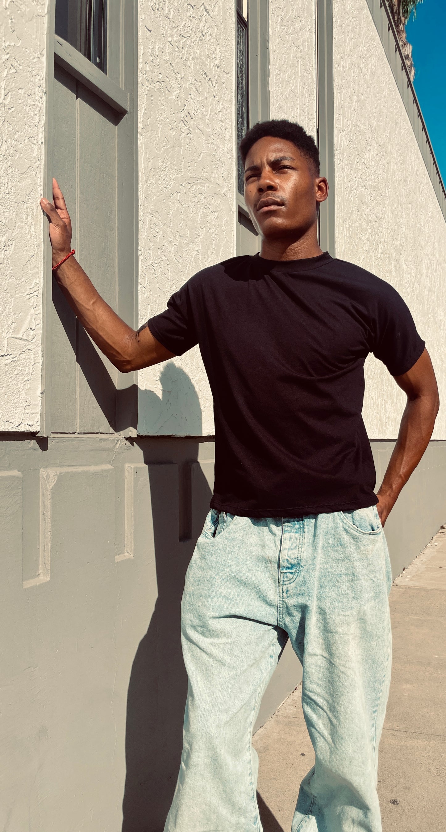 Classic Essential Black Tee